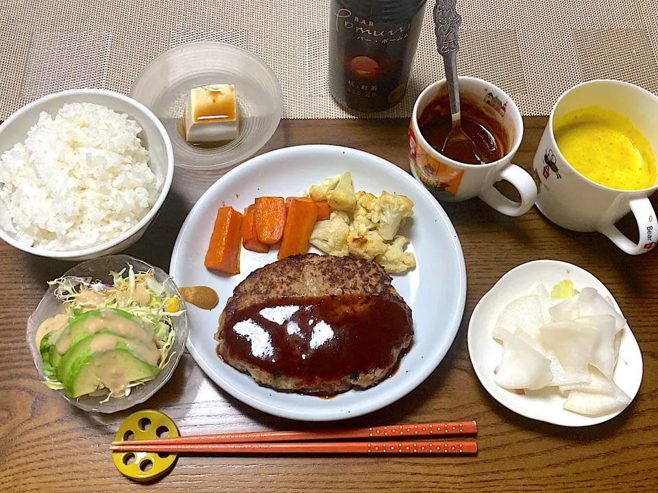 ハンバーグ定食  かぼちゃスープ|Terumi  Yokosawaさん