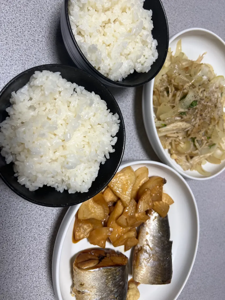 にしんの煮物、玉ねぎとえのきの炒め物|メシ岡さん