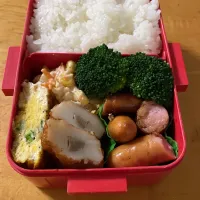 ウインナーとポテトサラダ弁当|ももちゃんのママさん