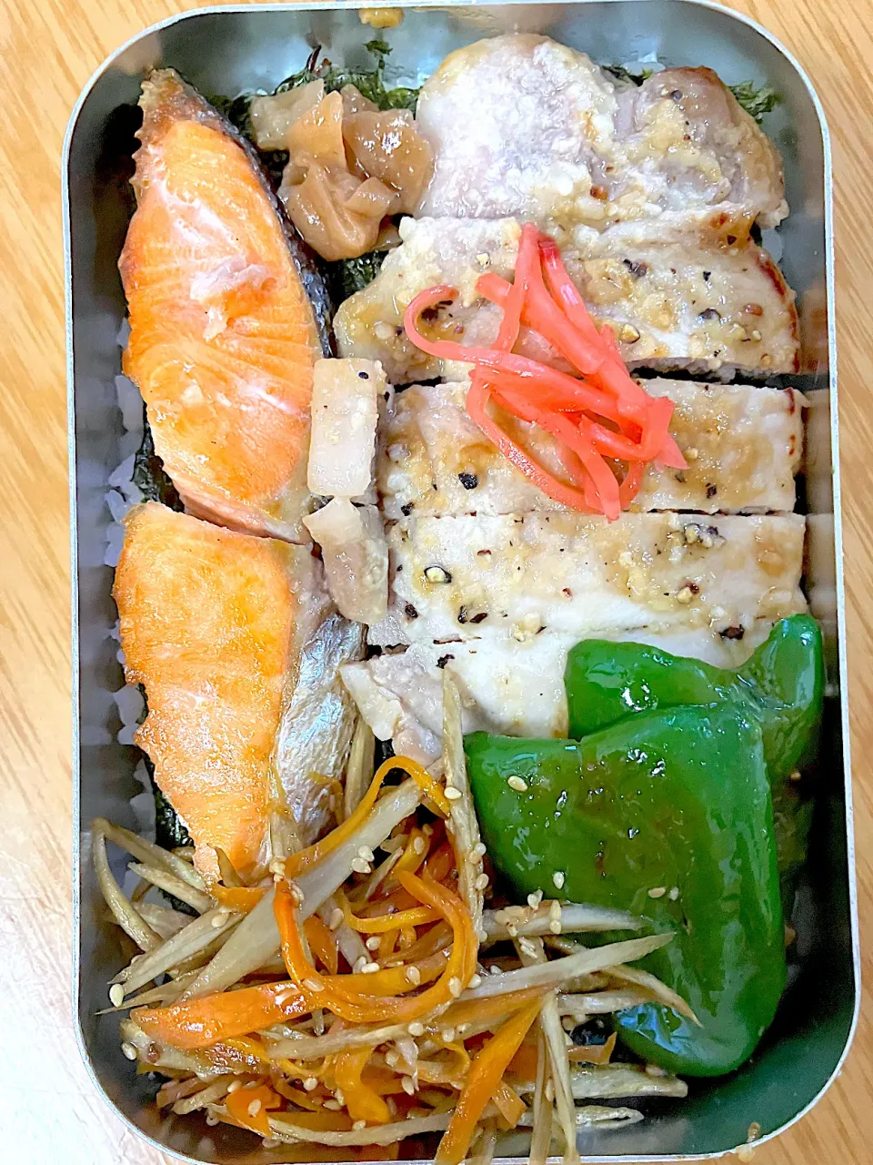 家族お弁当🍱´ ³`°) ♬︎*.:*❤️|ふみぃさん