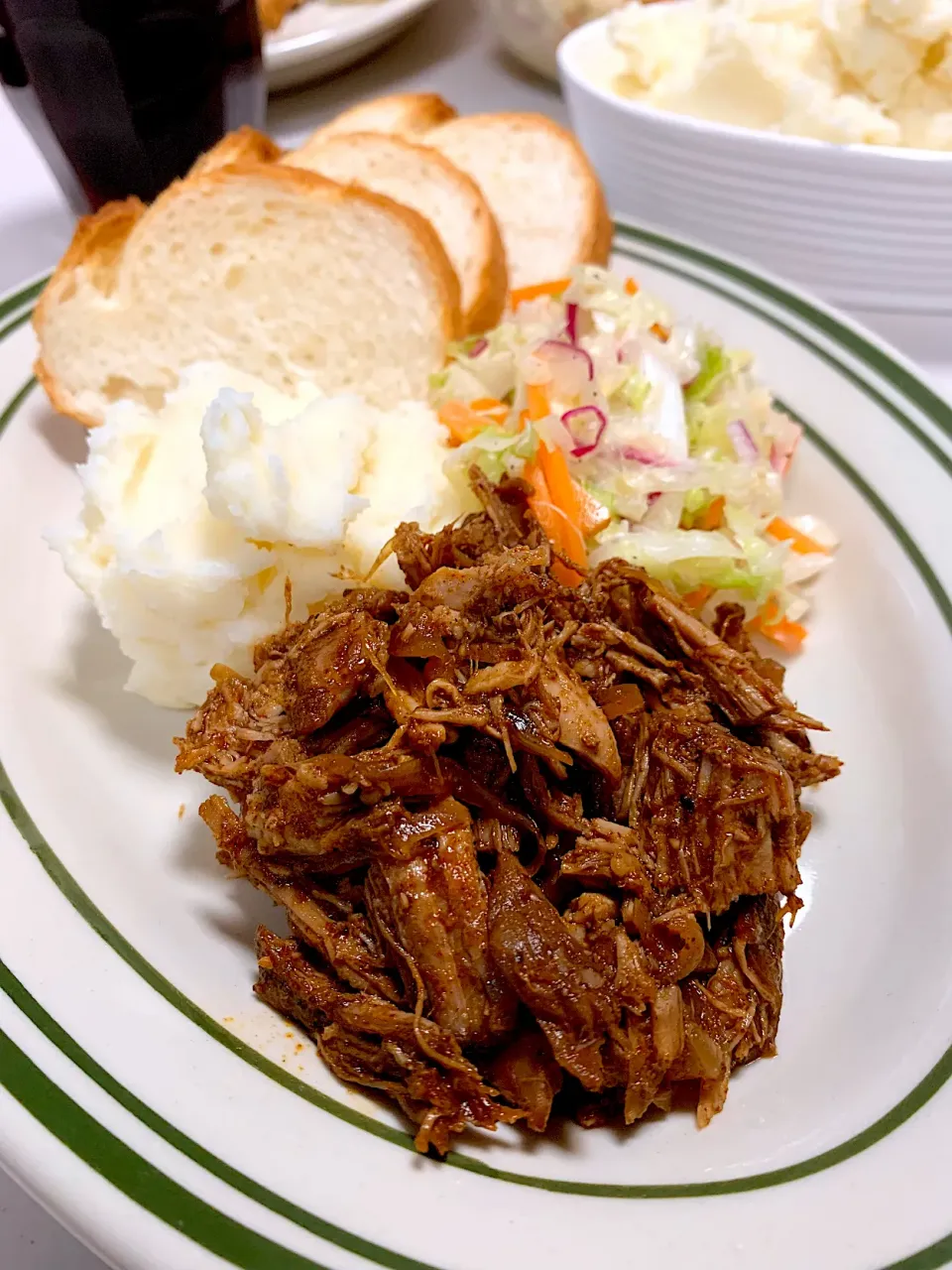 Oven Roasted Pulled Pork and Slaw|gonbenさん