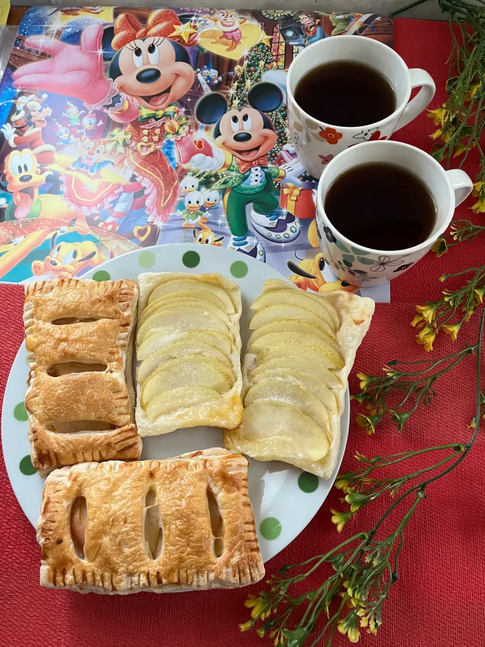 アップルパイ🍎🥧|かよぴさん