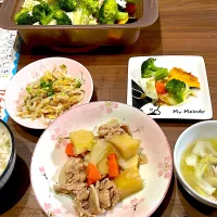 豚肉じゃが　キャベツと豚バラの中華スープ　蒸し野菜味噌ソース　もやしとツナの卵炒め|おさむん17さん