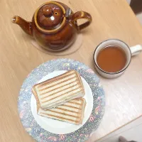 お昼ごパン🥪| な。さん