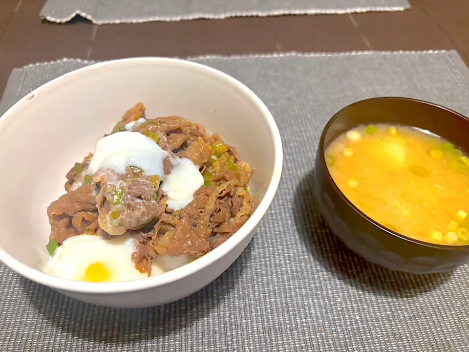 着地失敗！温玉すた丼|きなこさん