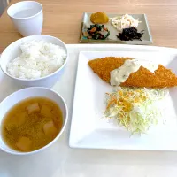 今日の昼ごはん‼︎ 16 December|Yoshinobu Nakagawaさん