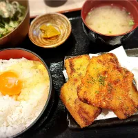 やみつき！豚バラカツ定食 ¥850|Blue Moon Caféさん