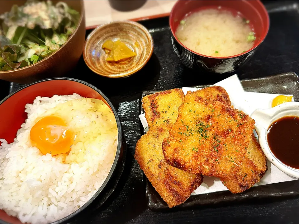 やみつき！豚バラカツ定食 ¥850|Blue Moon Caféさん