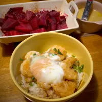 海老の甘辛天丼とグリルビーツのバーニャカウダ風|もえさん