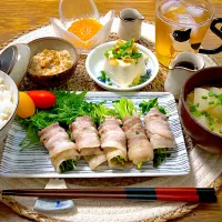 豚バラの豆苗巻など|ヒヨリ飯さん