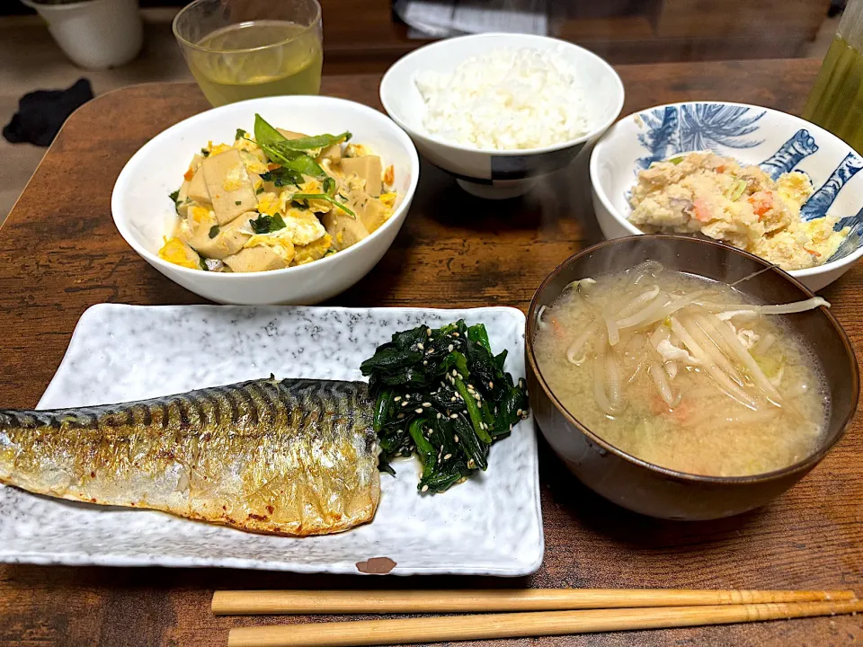 鯖と高野豆腐 味噌汁 ほうれん草 |まあくんさん