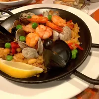 これぞスペイン料理🥘🇪🇸『パエリア』|アライさんさん