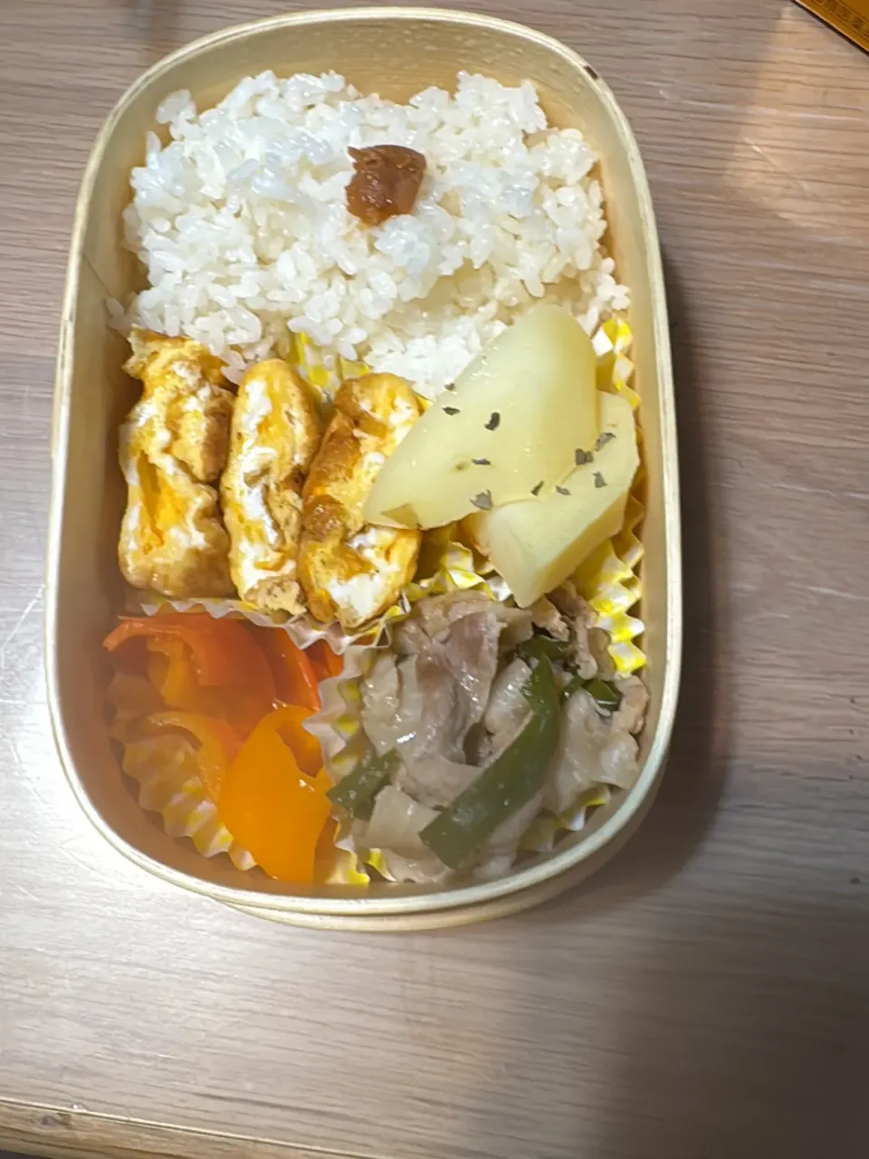 豚バラのオイスター炒め弁当🍱|ふみふみさん