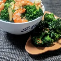 ブロ様と海老のスタミナ小丼
こんぶ茶deブロ様くたくた|マギーさん