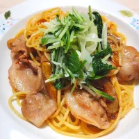 2024 1211　ごぼうと豚肉のピリ辛和風パスタ　ホタテ缶と水菜のサッと煮のせ|いもこ。さん