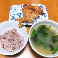 2024 0613　鮭のごま竜田揚げ　ほうれん草とわかめのお味噌汁|いもこ。さん