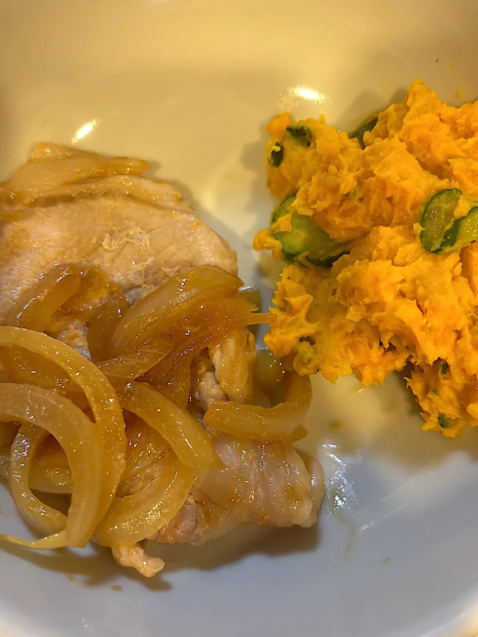 豚の生姜焼きとかぼちゃサラダ|ハンバーグうーたんさん