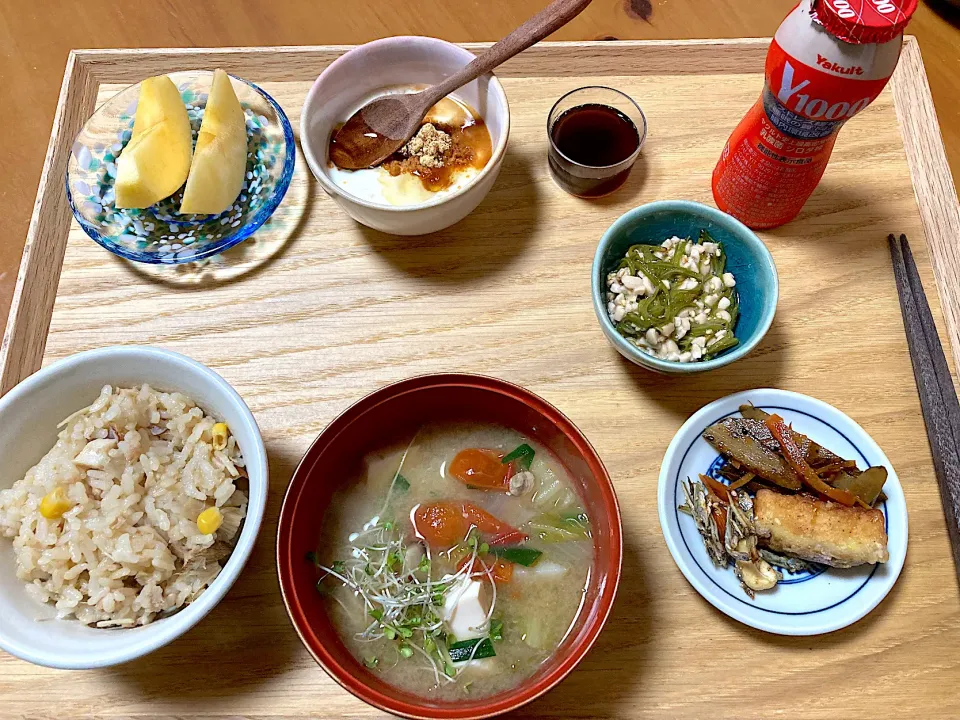 旦那さん1wの出張前に栄養チャージ朝定食❣️|さくたえさん