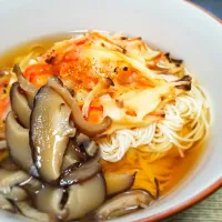 パパ作👨かき揚げと椎茸のそうめん|ぱんだのままんさん