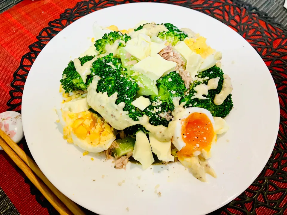 ✩.*˚ツナとブロッコリーのハニーマスタードサラダ🥗|ゆきえもんさん