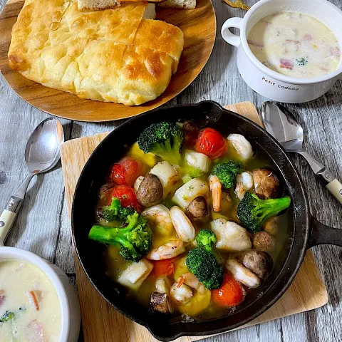 「プラス糀 生塩糀パウダー ボトル」を使ってみたSnapdishの料理・レシピ写真:サミカさんの料理 フォカッチャサンドとクリームスープでブランチ