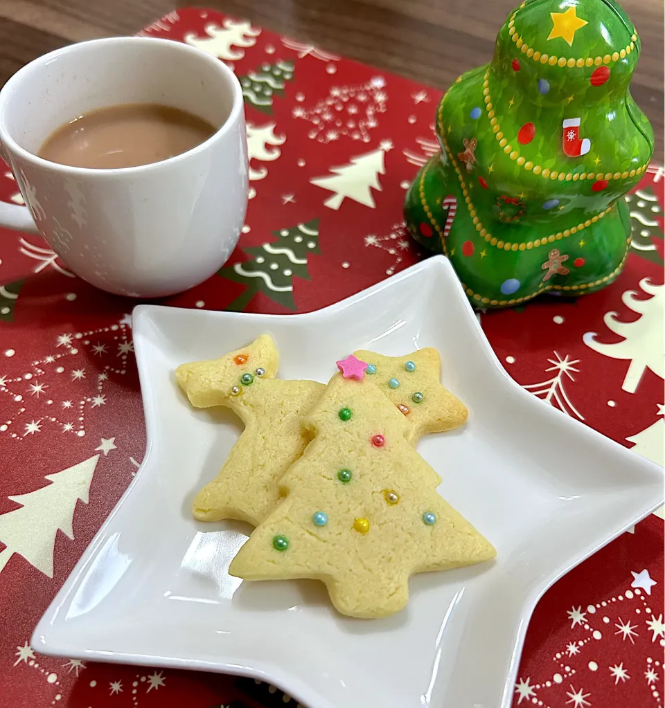 クリスマス⭐︎型抜きクッキー|ゆりちさん