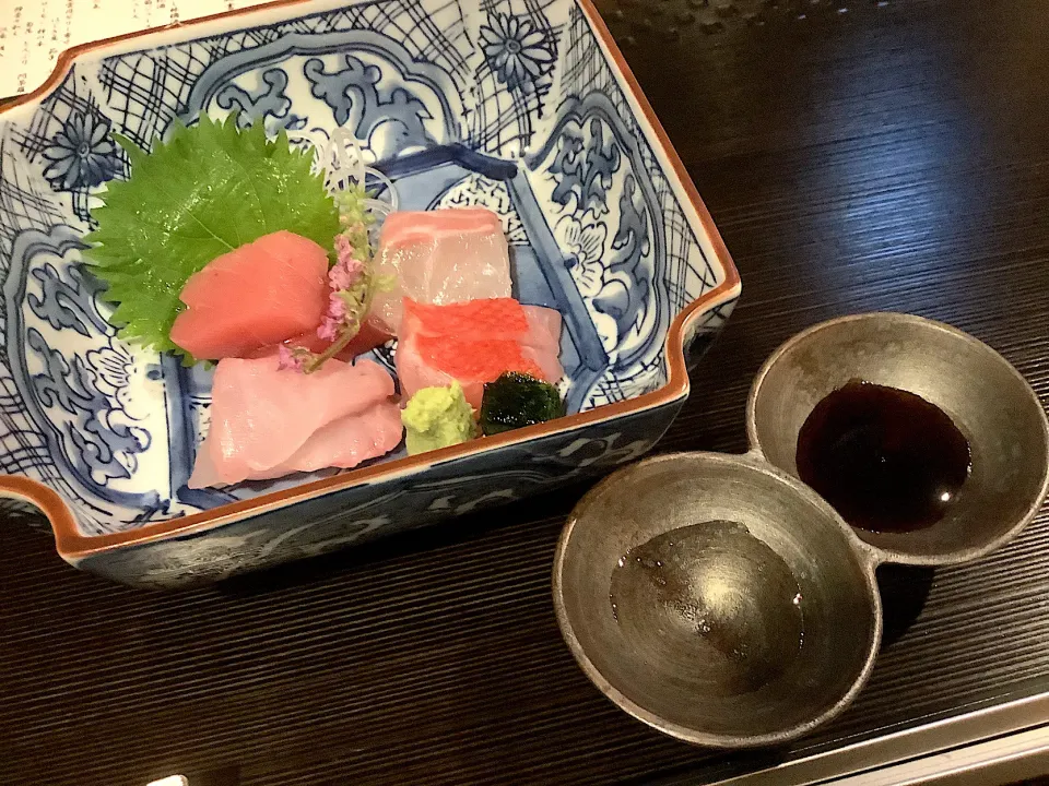 お刺身もめっちゃ美味しい😋|アライさんさん