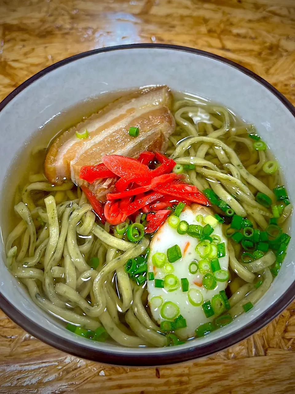 沖縄そば 自家製よもぎ麺 ゆうなみ|アッコちゃん✨さん