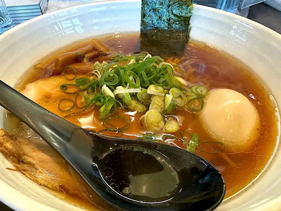 醤油味玉らぁ麺@らぁ麺金萬・川口市|らーめん好き！さん