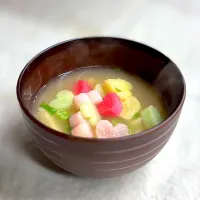 可愛い💕簡単お麩とお豆腐、油揚げのお味噌汁|かっちゃん杉さん