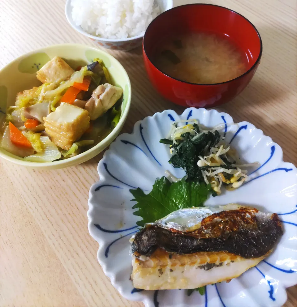 鯵の塩糀焼き、厚揚げと白菜の中華煮|ちゃいさん