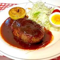 手作りソースとお肉屋さんのハンバーグ|リヒトさん