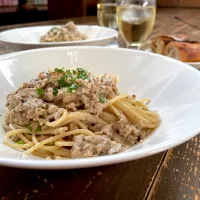 鶏ひき肉とマッシュルームのマルサラクリームパスタ|koji toyodaさん