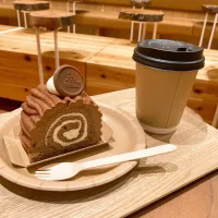 きこりの森のケーキとコーヒー|ちゃみこさん