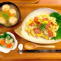 肉団子と春雨の中華スープとチャーハンの献立