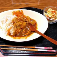 豚肉と 大根の和風カレー 、ポテトサラダ|Keiji Hiramotoさん