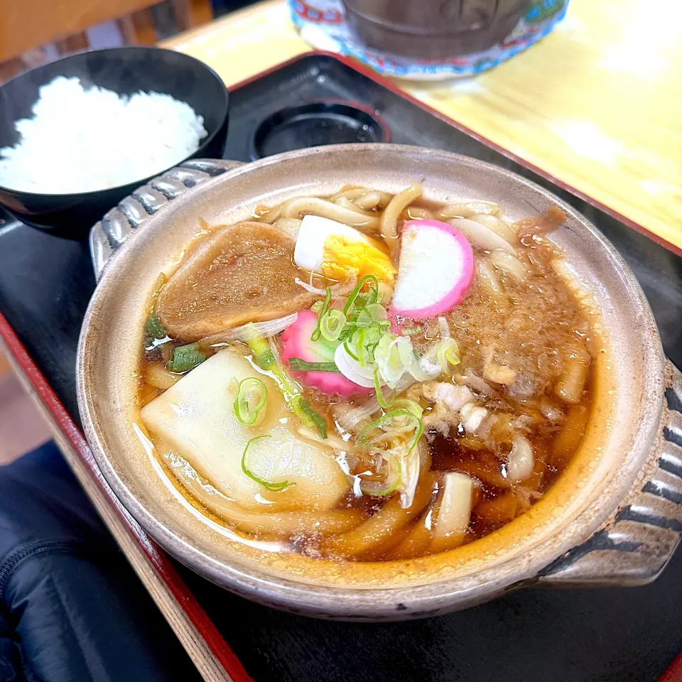 鍋焼きうどん　アツアツ😁|タマチャンフーズさん