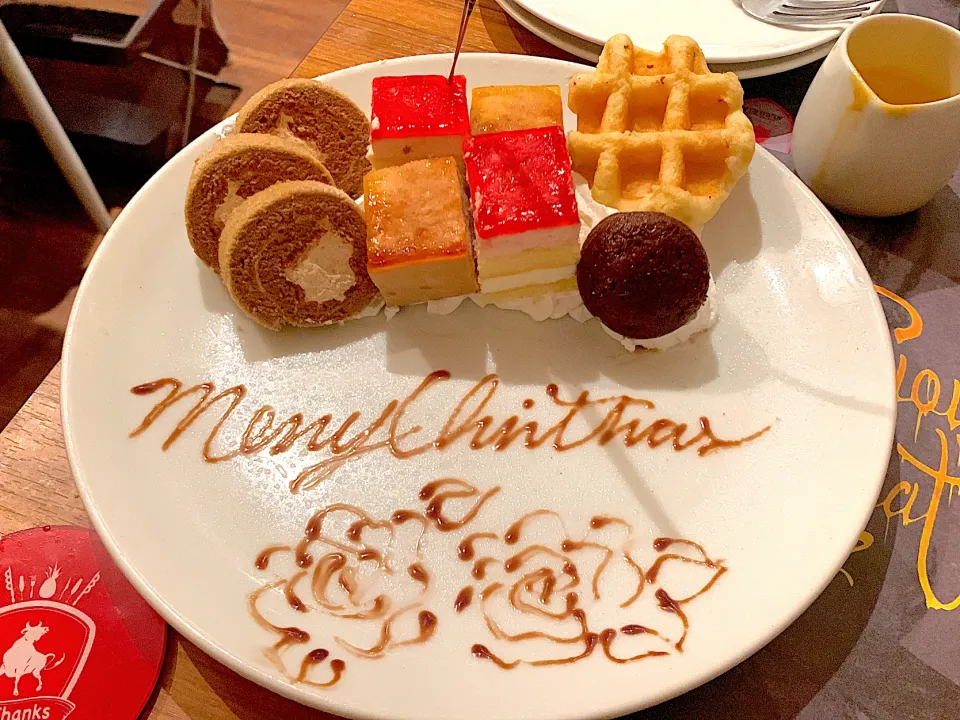 ｱﾚｸﾞﾘｱのｸﾘｽﾏｽﾒｯｾｰｼﾞﾌﾟﾚｰﾄ🎂🎄|yumyum😋さん