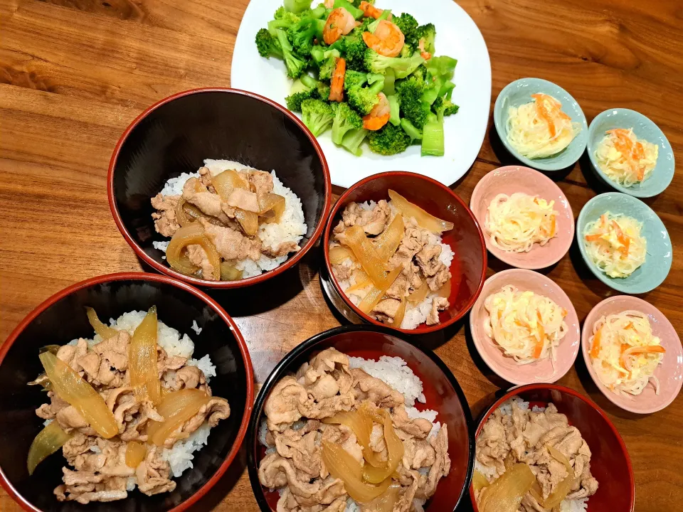 豚丼　春雨マヨサラダ　ブロッコリーと海老のニンニク中華炒め|m aさん