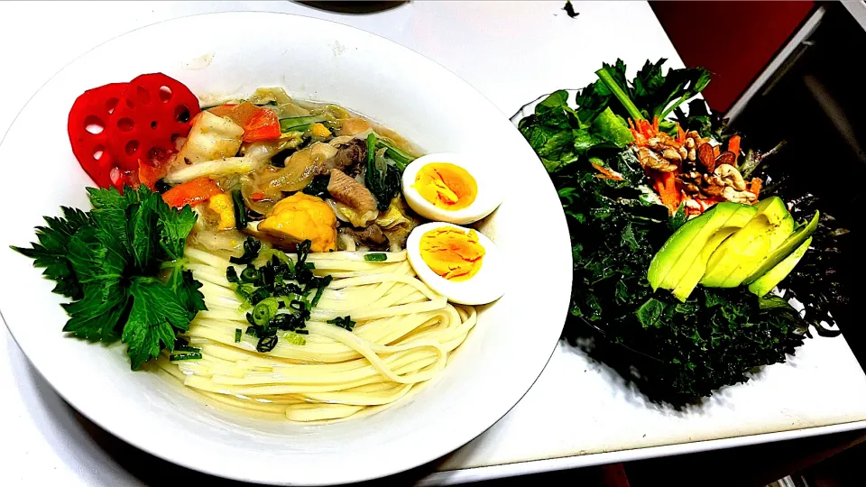 八宝菜餡掛けうどん＆彩サラダ🥗|マニラ男さん