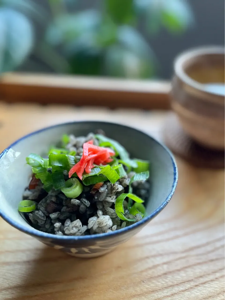 伊江島おっかー自慢のイカ墨じゅーしぃ🦑　沖縄風炊き込みご飯|アッコちゃん✨さん