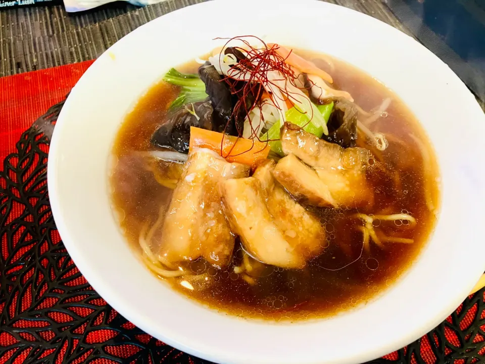 ✩.*˚チンゲン菜炒め醤油ラーメン|ゆきえもんさん