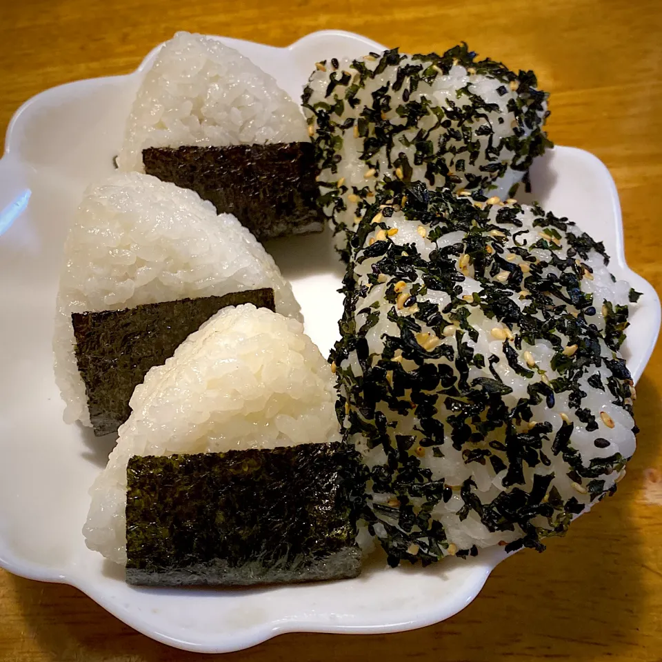 夫のおにぎり🍙弁当|もえさん