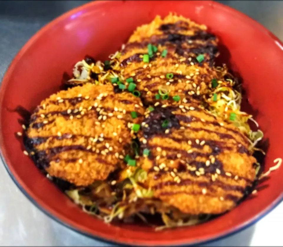 ほんじつのまかない•ヒレ味噌カツ丼|のもさん(๑´ڡ`๑)さん