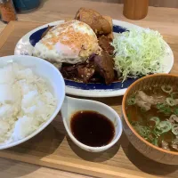 肉めし『関もと』さんのトンテキ定食😋|アライさんさん