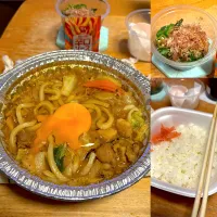 鶏カレー坦々鍋🍲卵🥚サラダ🥗|るみおんさん