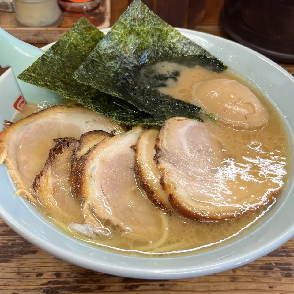 一品堂　醤油チャーシュー麺|ぐっちゃんさん