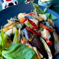 かおるさんの料理 三杯鷄　なす入り（鶏とバジルの煮込み＋ナス）🇹🇼