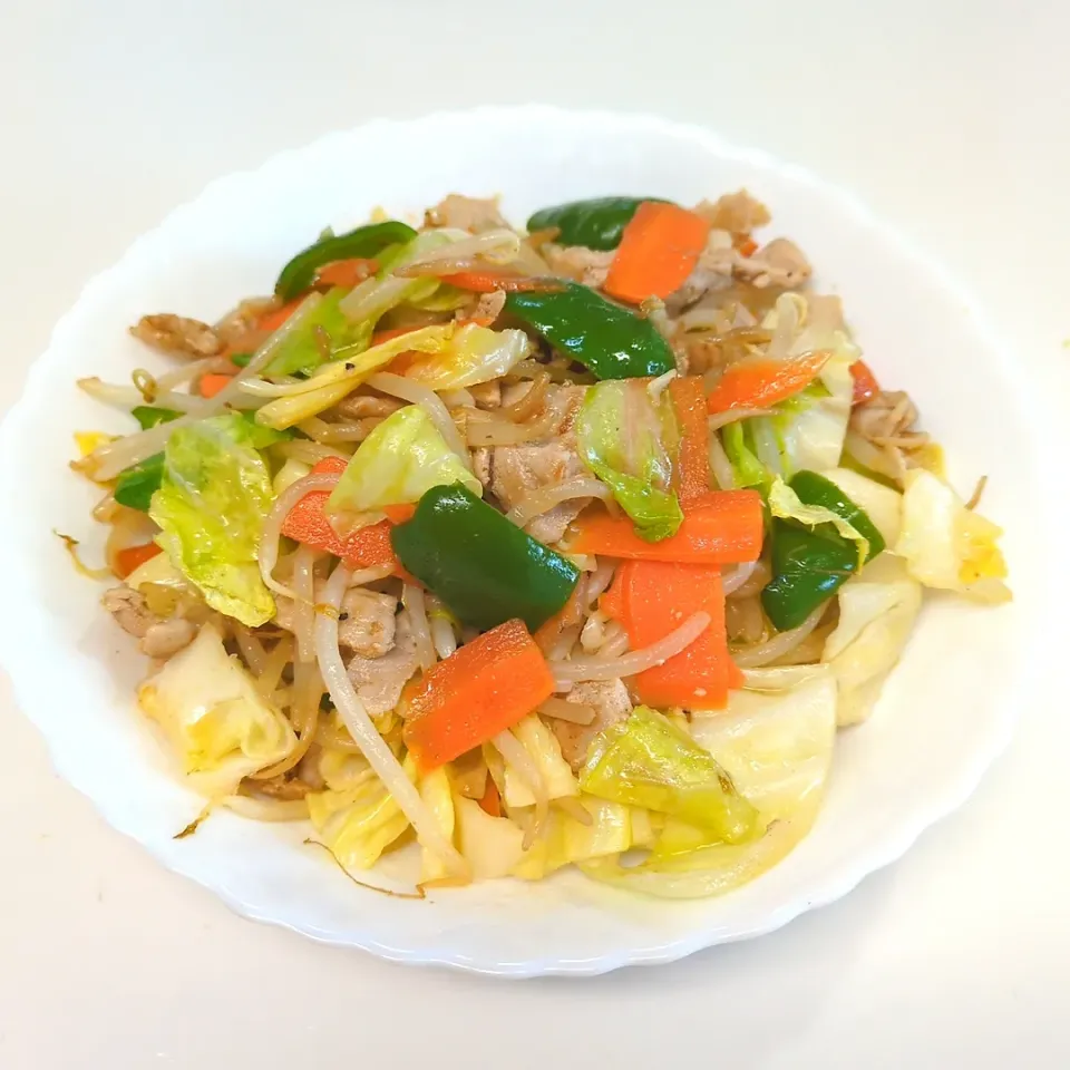 冬休みランチ☆子どもが作った野菜炒め♥|みちゅあしさん