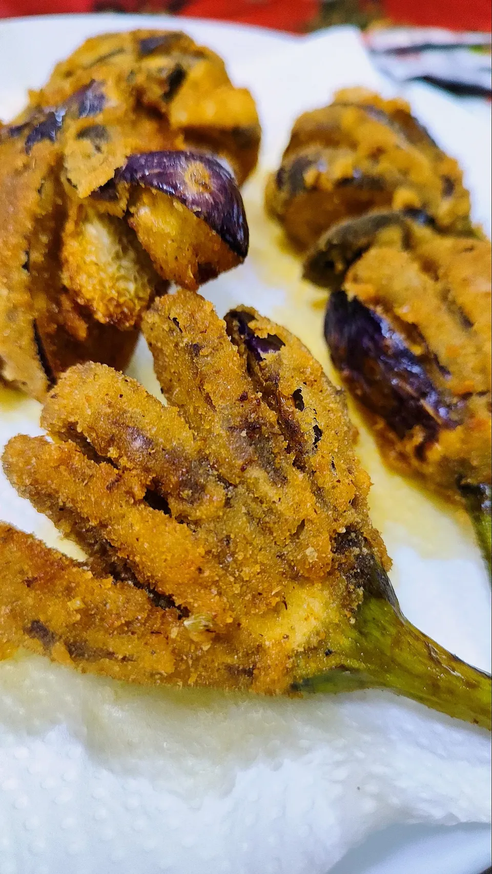 baby aubergines in crispy coating|hinaさん